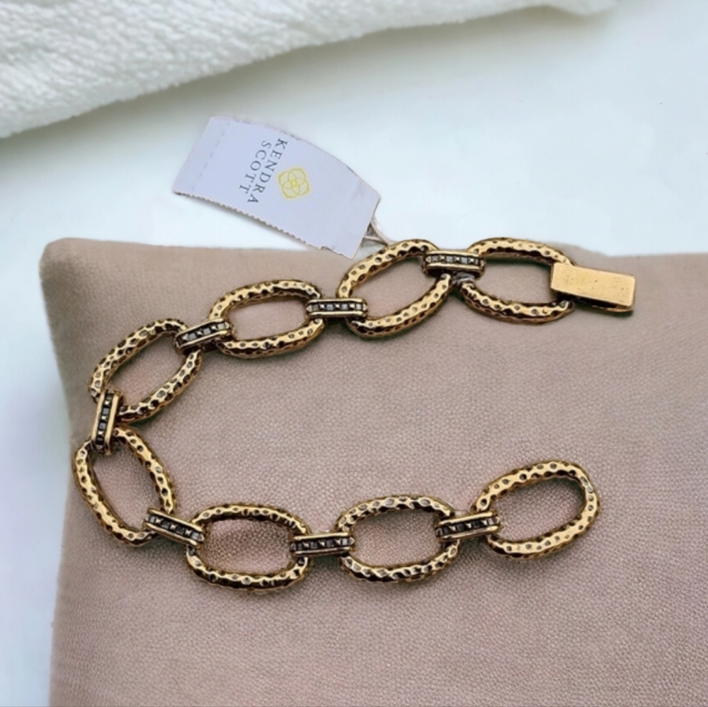 KENDRA SCOTT 23k Gold Plated Brass Chain Link Bracelet Vintage Hammered Charm - Picture 7 of 12